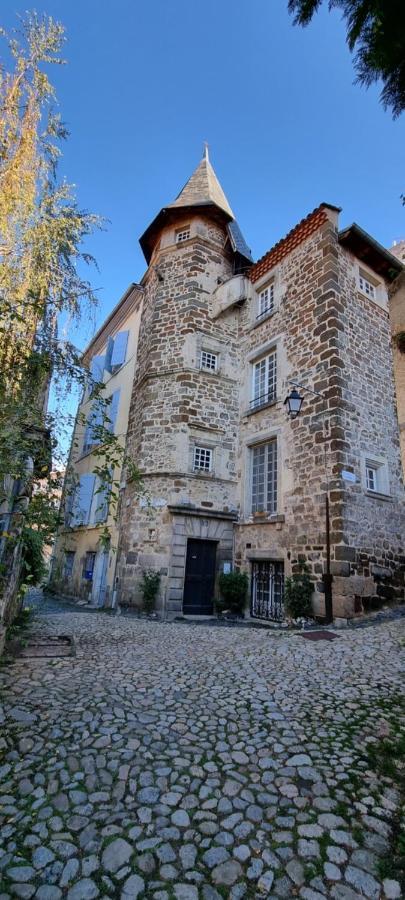 Maison Au Loup - Superbe Ancien Hotel Particulier Du Xvie Siecle Au Coeur De La Vieille Ville Du Puy Le Puy-en-Velay Eksteriør billede